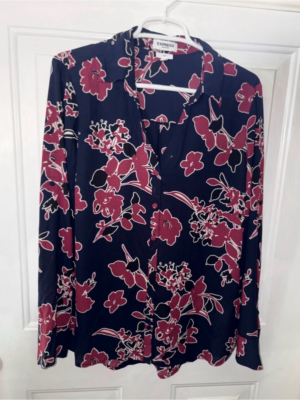 Express Navy Blouse with Burgundy Floral Print L Slim